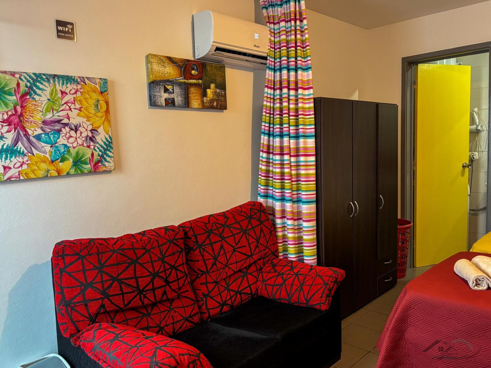 Atlantic'S Gateway Lodges Ponta Delgada  Bagian luar foto